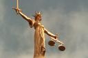 PA NEWS PHOTO 14/8/92 
THE SCALES OF JUSTICE ON TOP OF THE OLD BAILEY IN LONDON