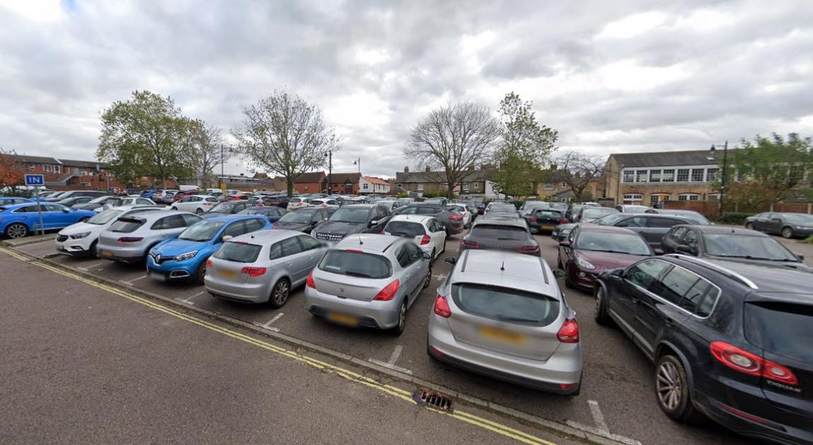 2,401 parking tickets in Babergh in Suffolk in 2022/23 