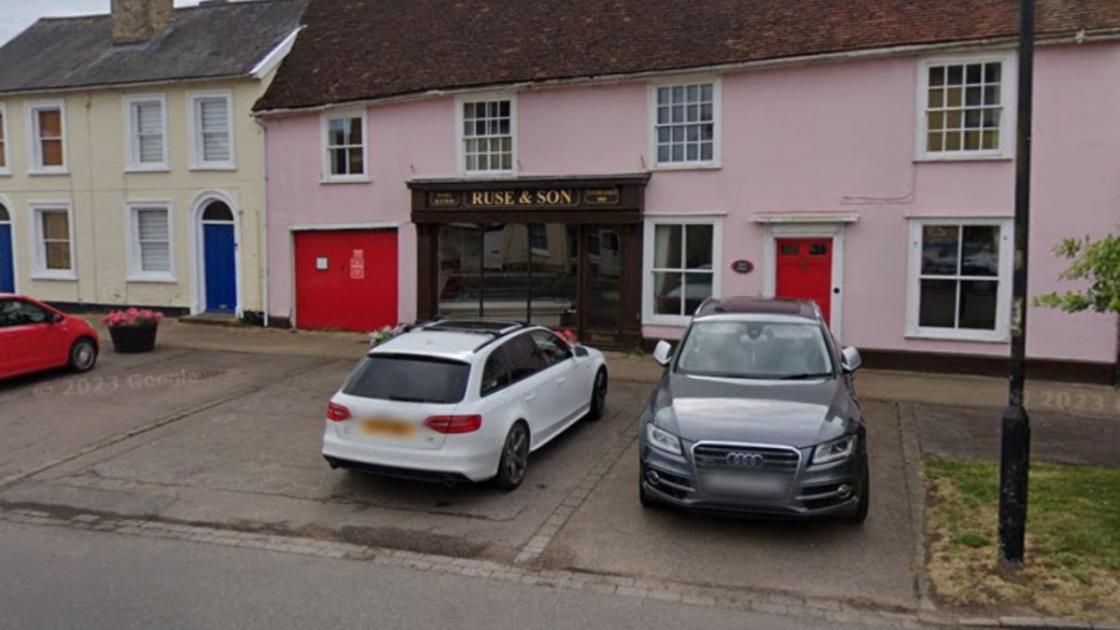 Plans to convert Ruse and Son in Long Melford into dog salon 