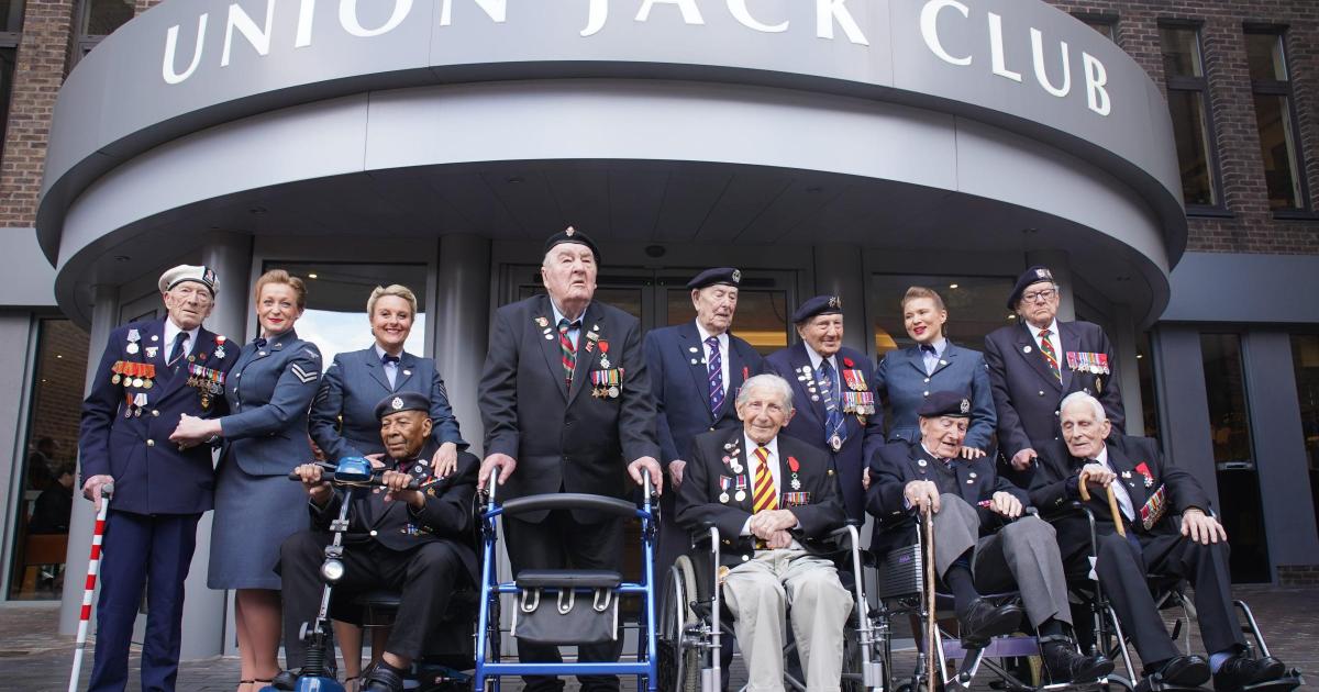 'Cacophony of war' and 'don't make the same mistakes' – D-Day veterans' quotes - Vimarsana News