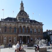 Ipswich Town Hall looks set to have a bar and restaurant in part of the building