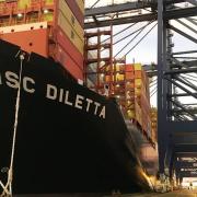 Felixstowe port has handled a European record cargo of over 23,000 containers.
