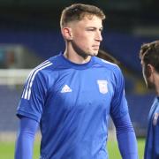 Zak Bradshaw has left Ipswich Town to join Lincoln City on a deal until at least the end of the 2025/26 season.