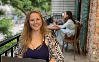 A local graphic designer is taking remote working to the next level, by combining her full-time job for a Suffolk-based company with a round-the-world holiday of a lifetime.