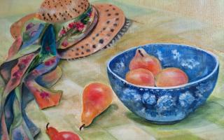 Fruit bowl and hat by Jillifar Amor from Dennington