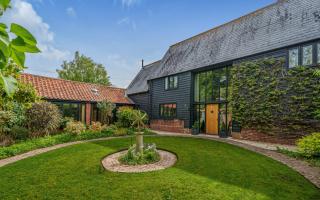 Lime Barn originally dates back to the 18th century, and has been renovated to a high standard